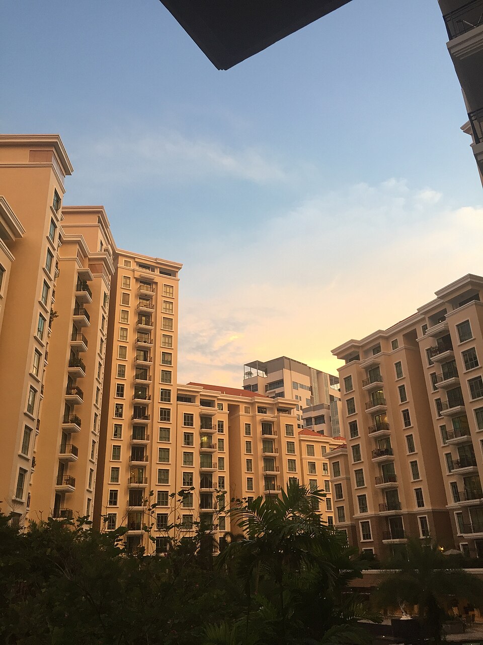 Aspen Heights courtyard; the source gives dates in 2016 and 2017